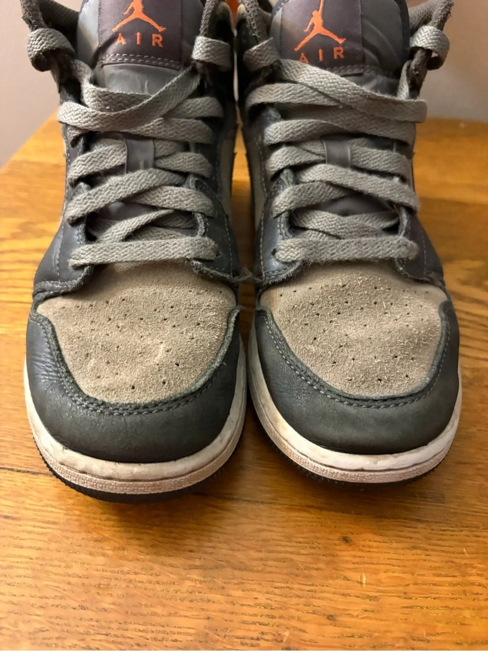 Nike Air Jordan 1 SE Mid in Night Stadium / black. Women’s 7.5/Big kids 5.5.